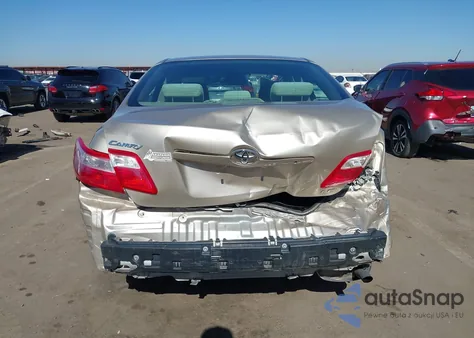 2008 Toyota Camry Le z USA, uszkodzony, nr VIN 4T4BE46K18R042709